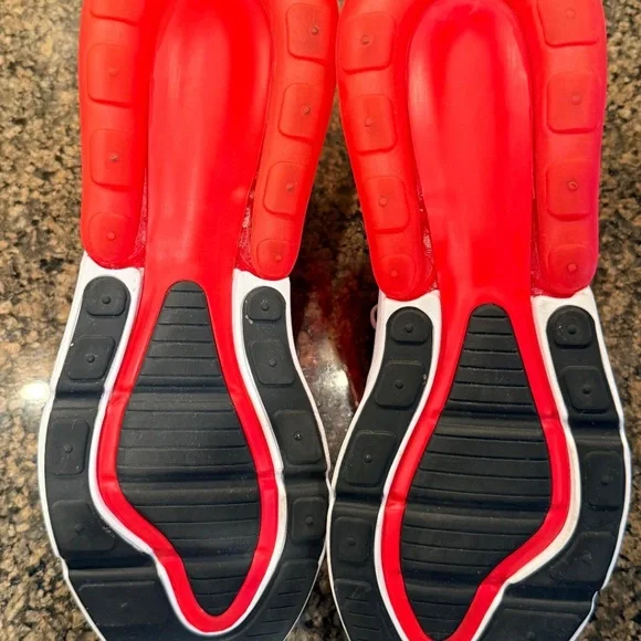 *Gently Used* MEN Nike AIR MAX 270 White / University Red (BV2523 100) Size 14 - Picture 4 of 5